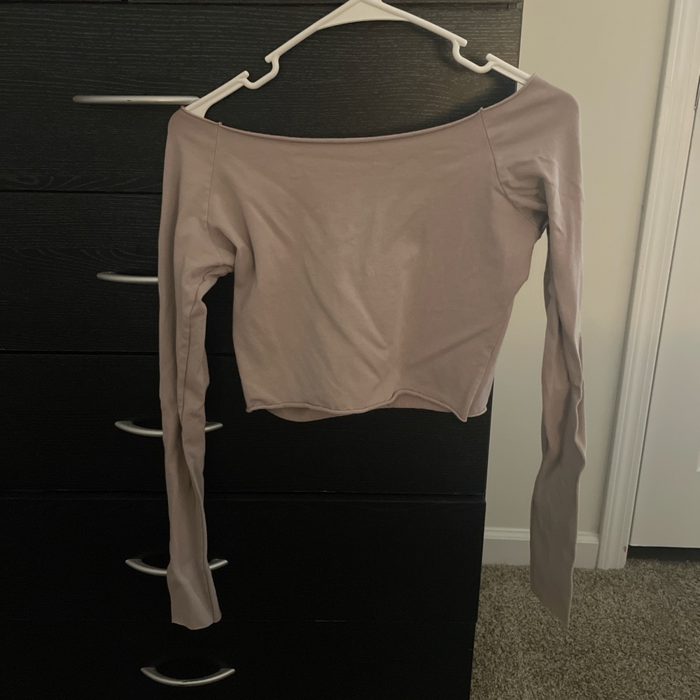 Brandy Melville Mauve Off-Shoulder Crop Top